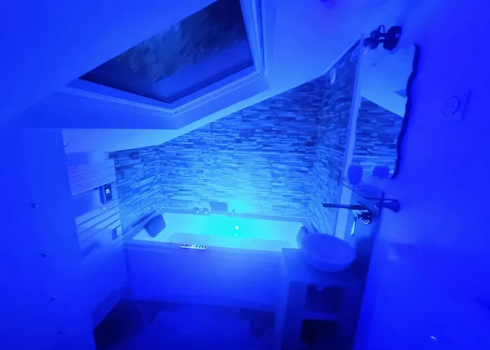 Appartement 2 Appt Médiélounge Ou Médiéold, Parking Vue Magnifique Par Beds76 Rouen